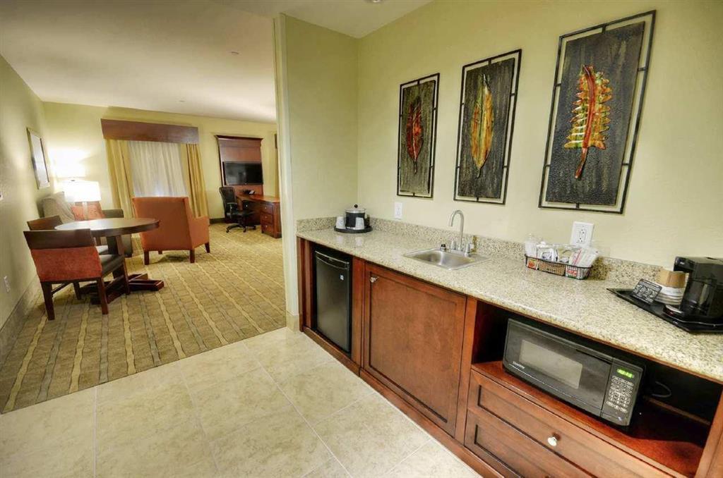 Hampton Inn & Suites Tifton Bilik gambar